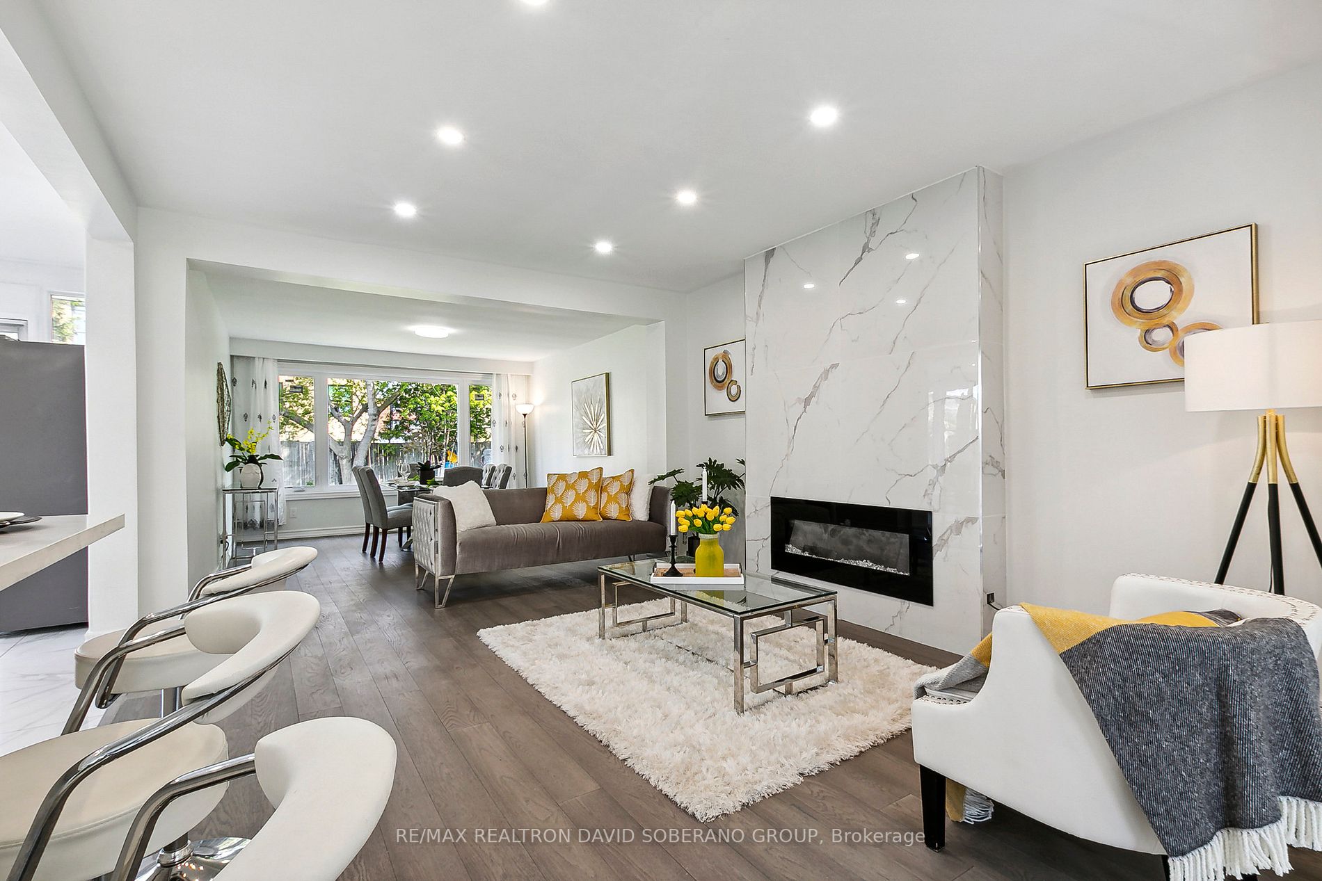 18 Cadillac Ave