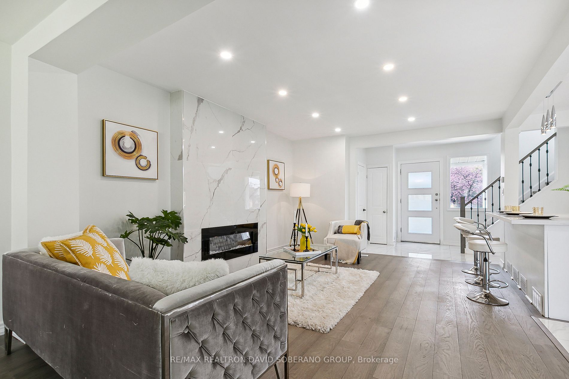 18 Cadillac Ave