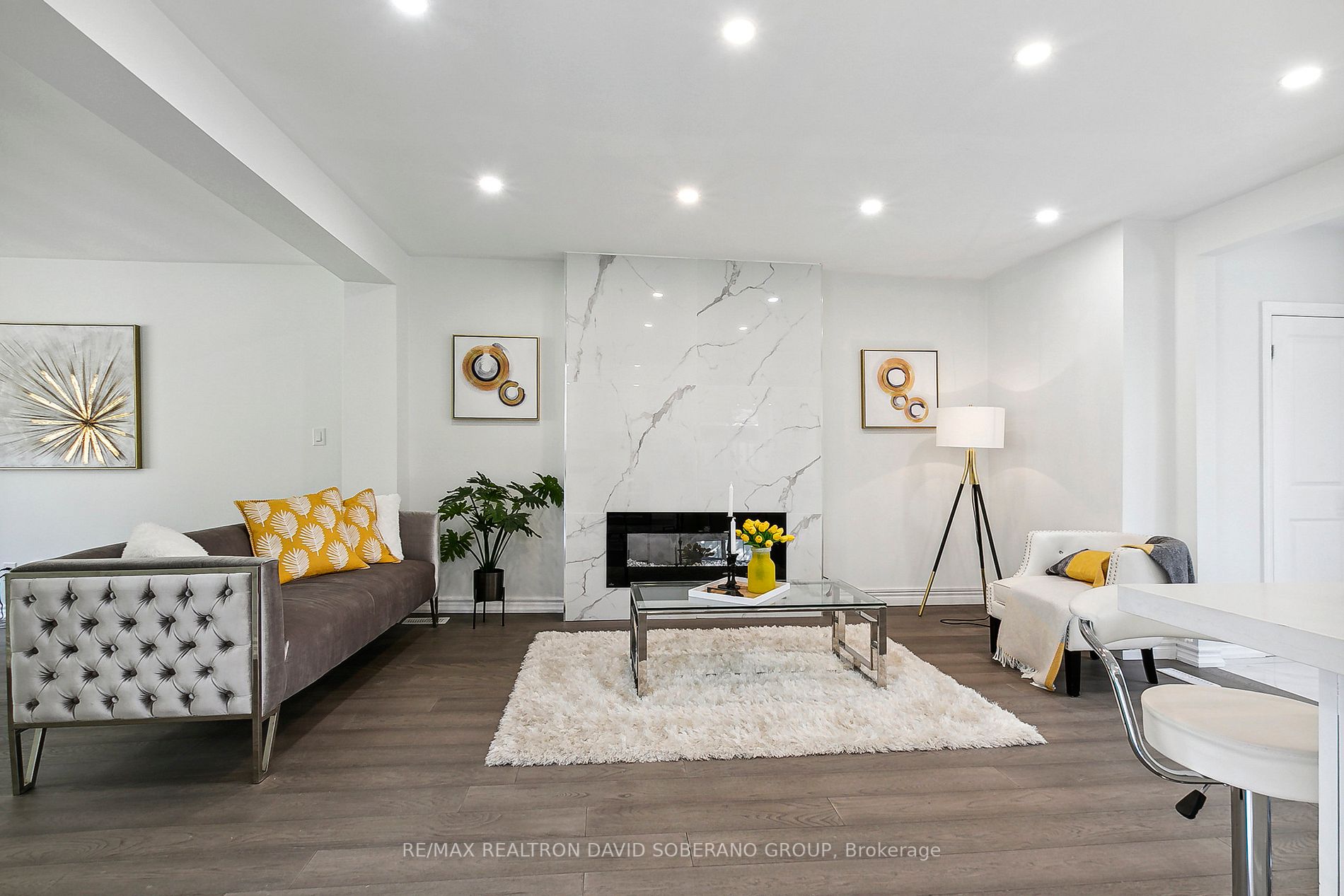 18 Cadillac Ave