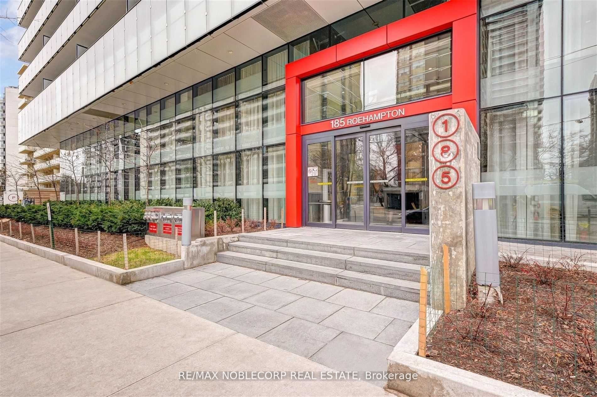 185 Roehampton Avenue, #2012