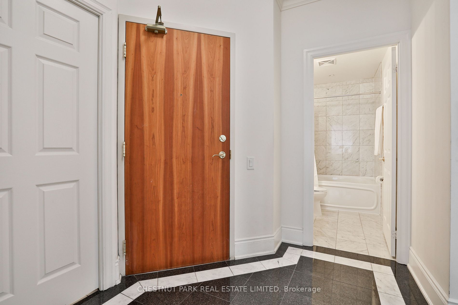 55 Delisle Ave, #602