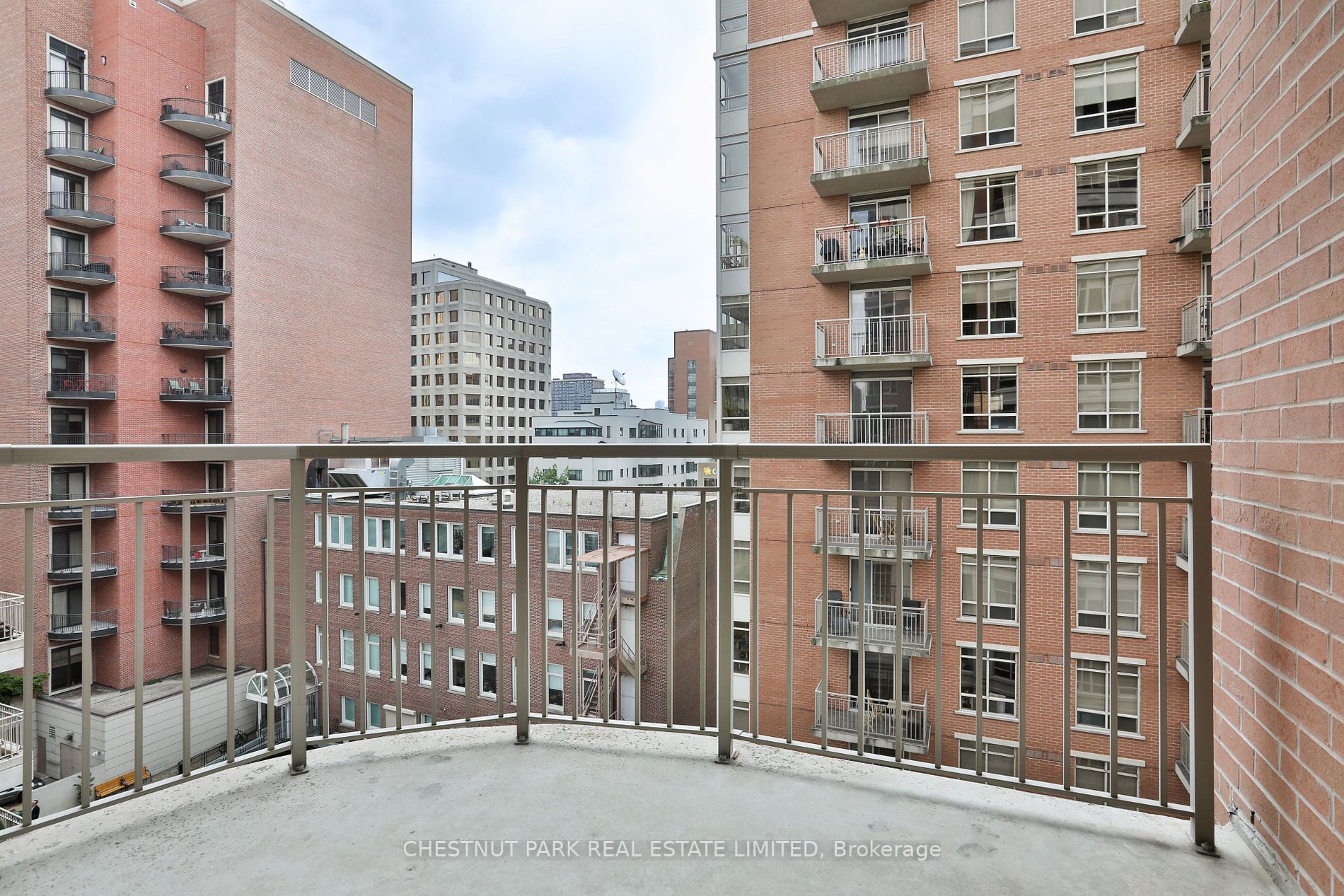 55 Delisle Ave, #602