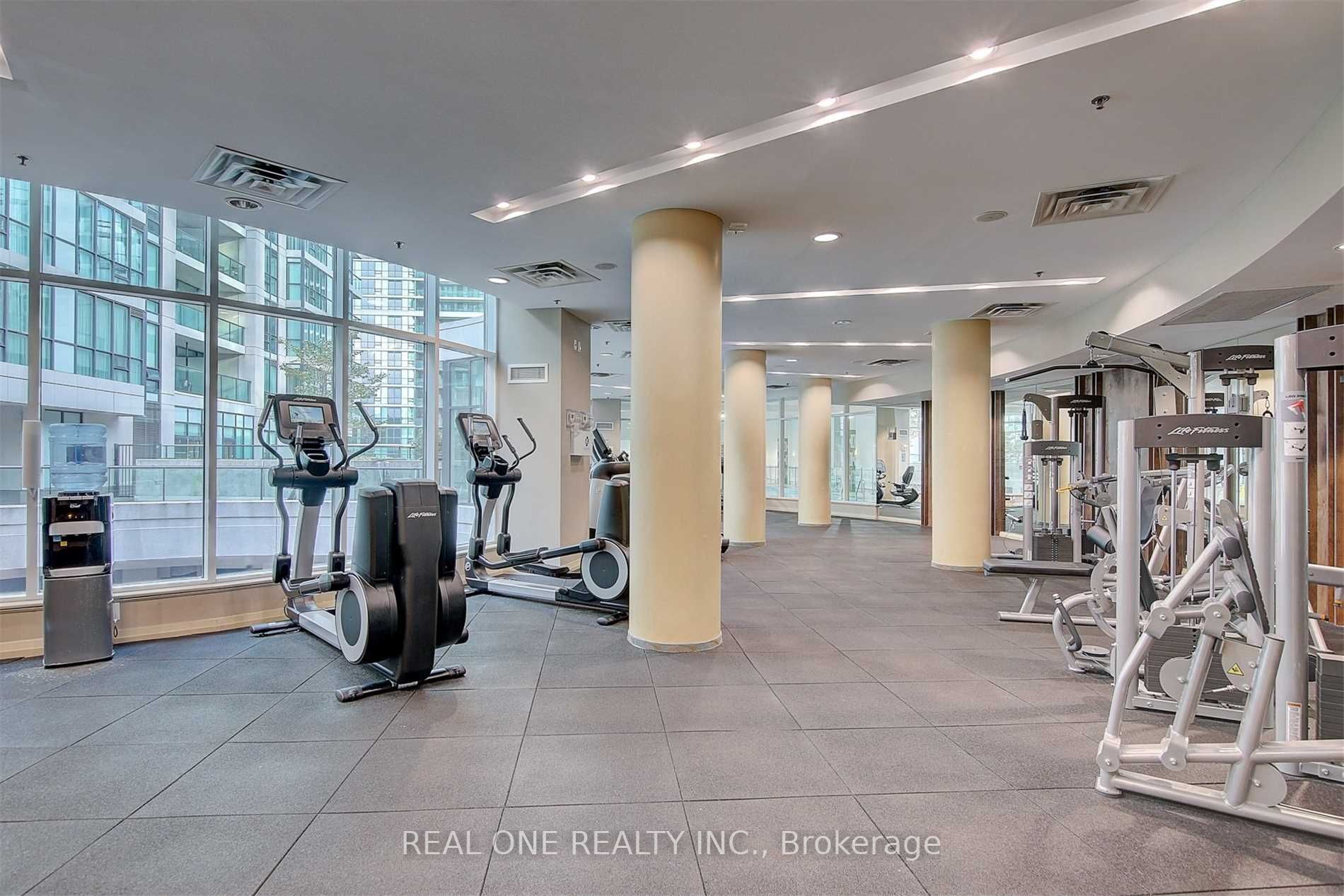 33 Bay St, #1607