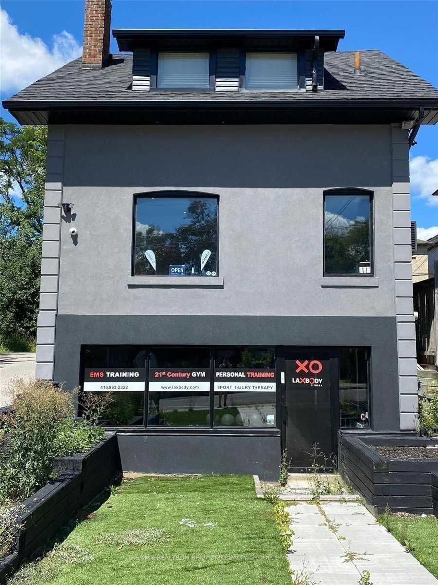 120 Sheppard Ave W, #Main
