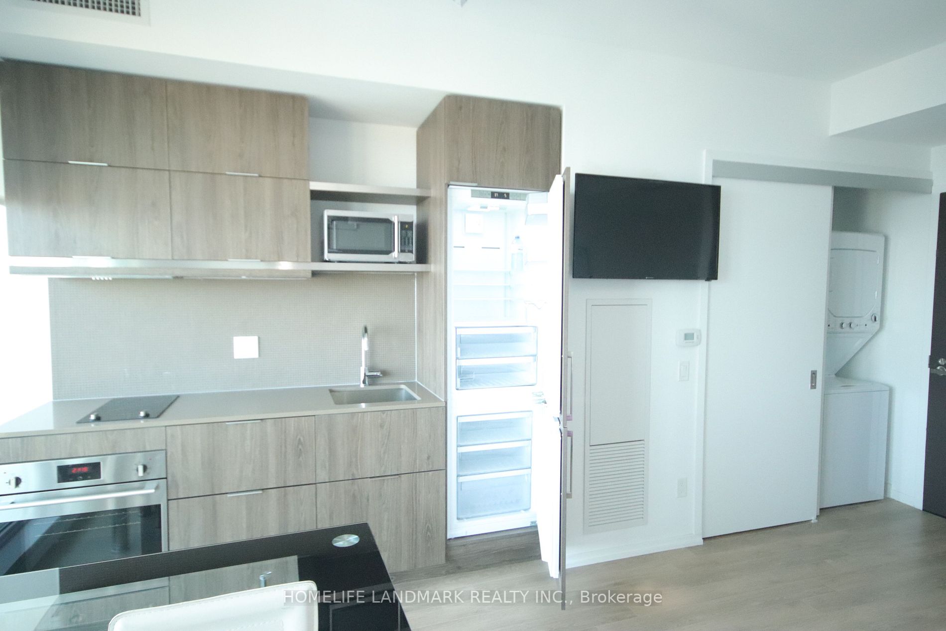 197 Yonge St, #5508
