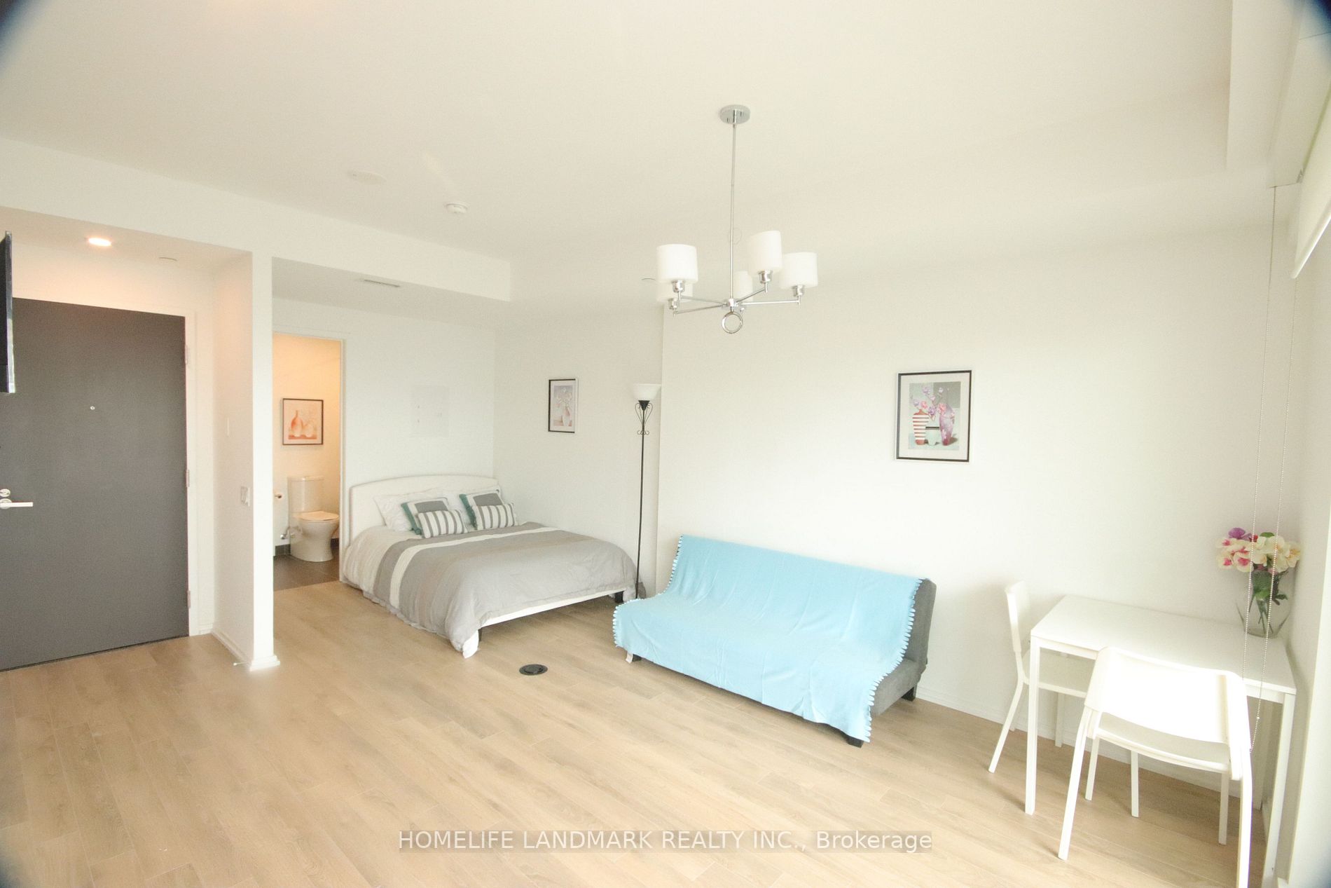 197 Yonge St, #5508