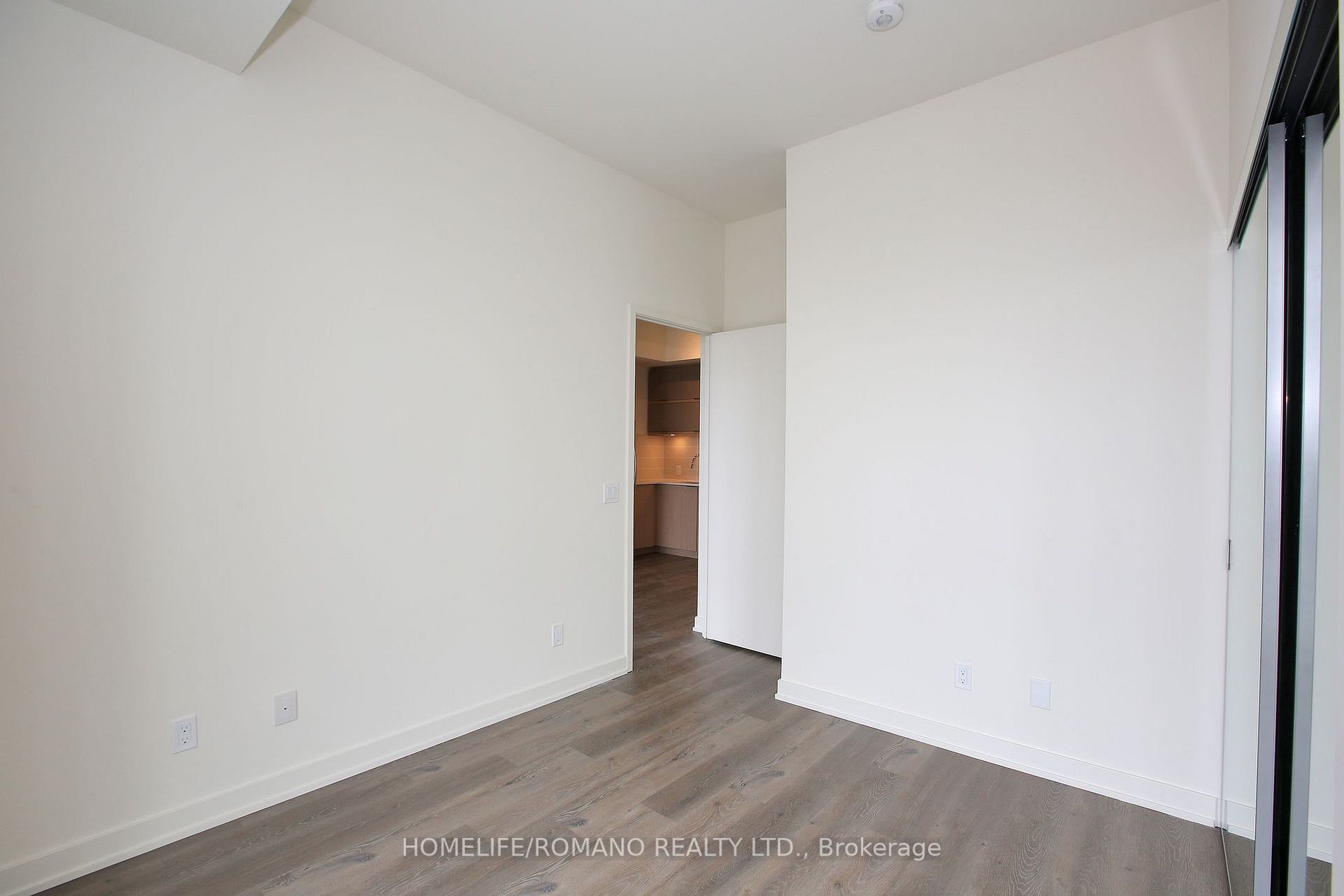 10 Deerlick Crt, #710