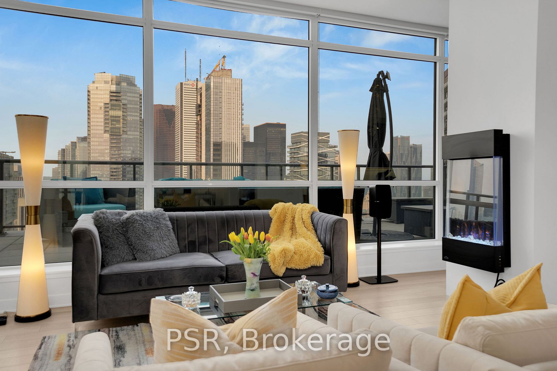 290 Adelaide St W, #4104