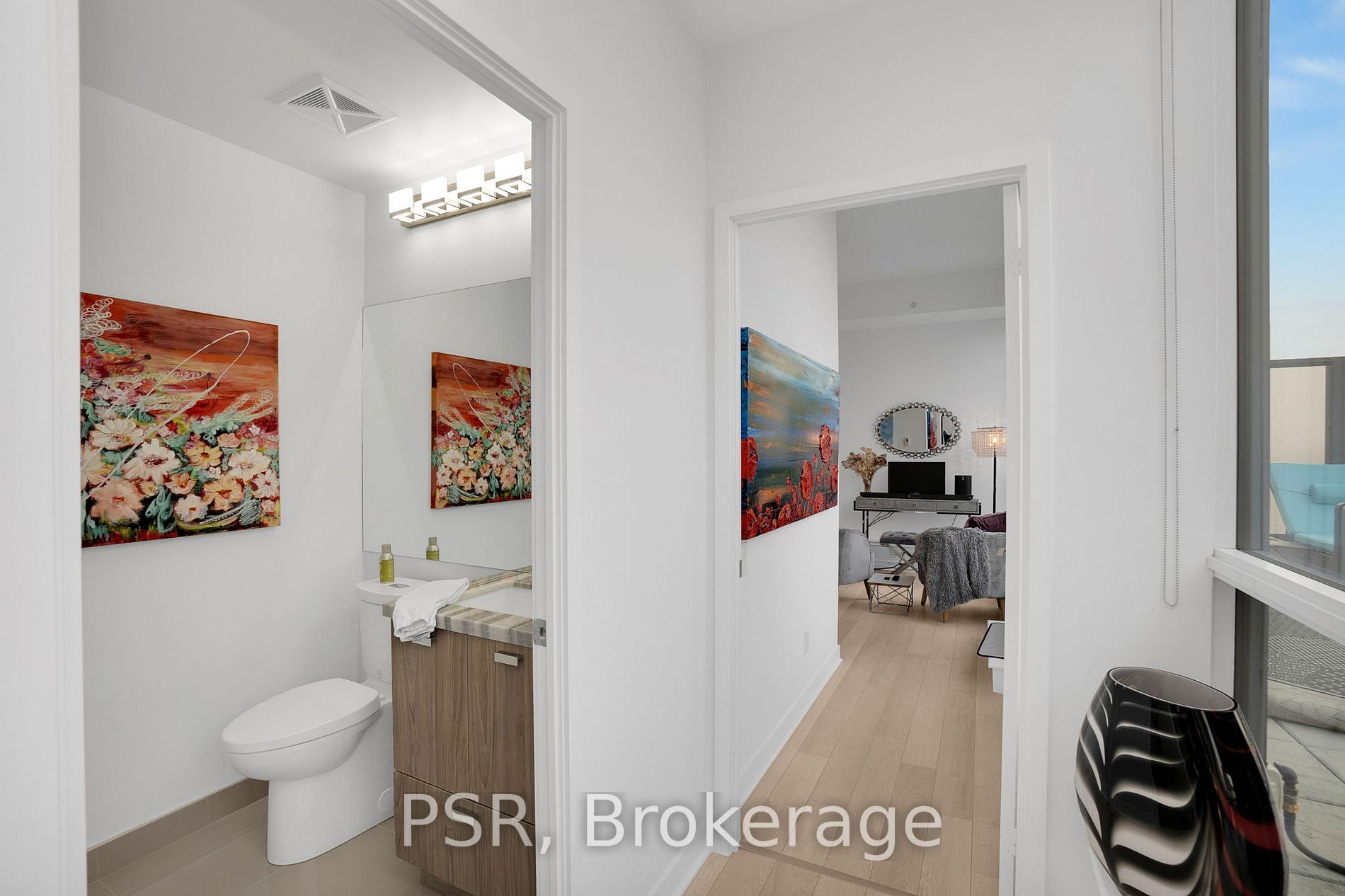 290 Adelaide St W, #4104