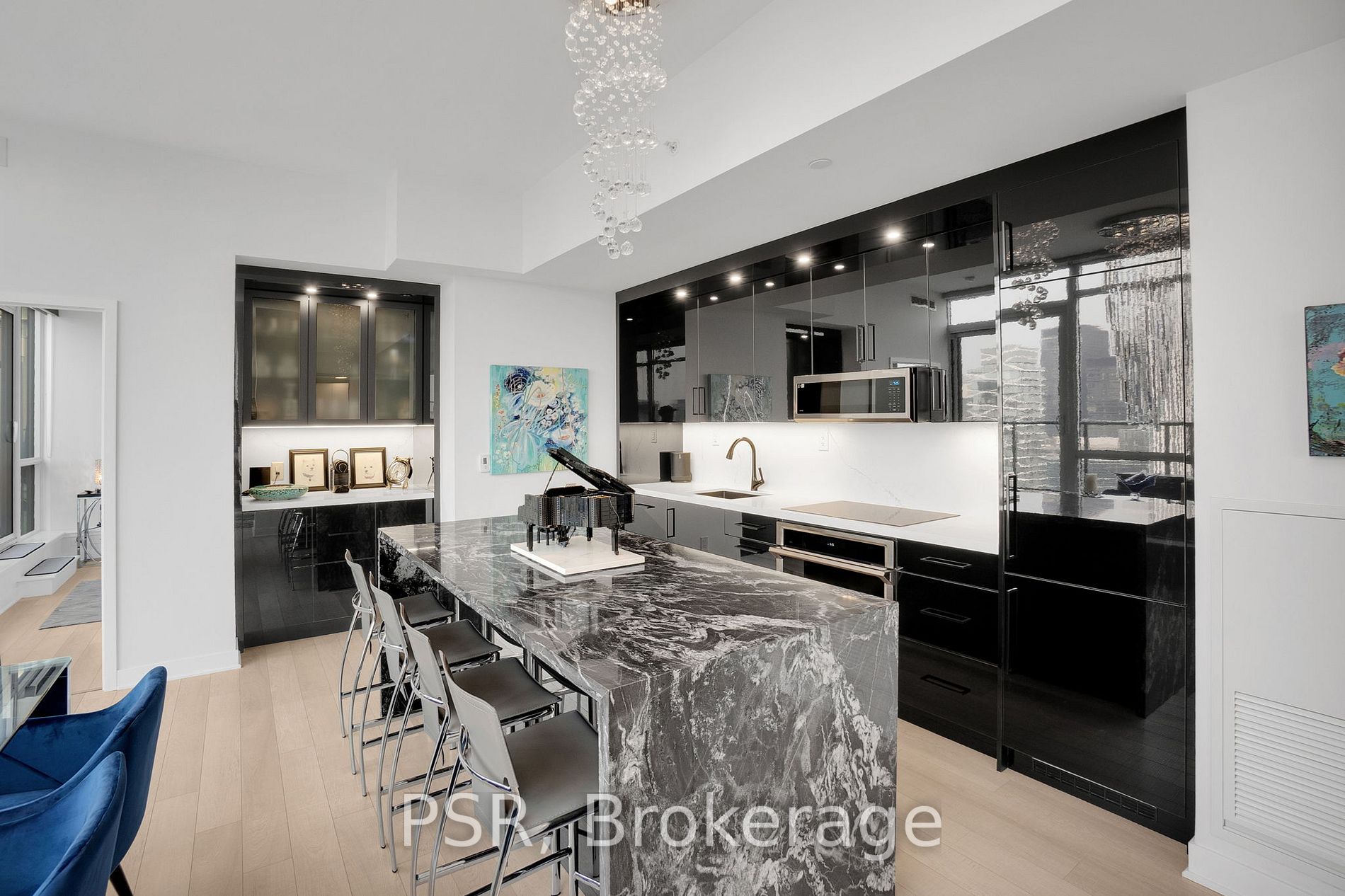290 Adelaide St W, #4104