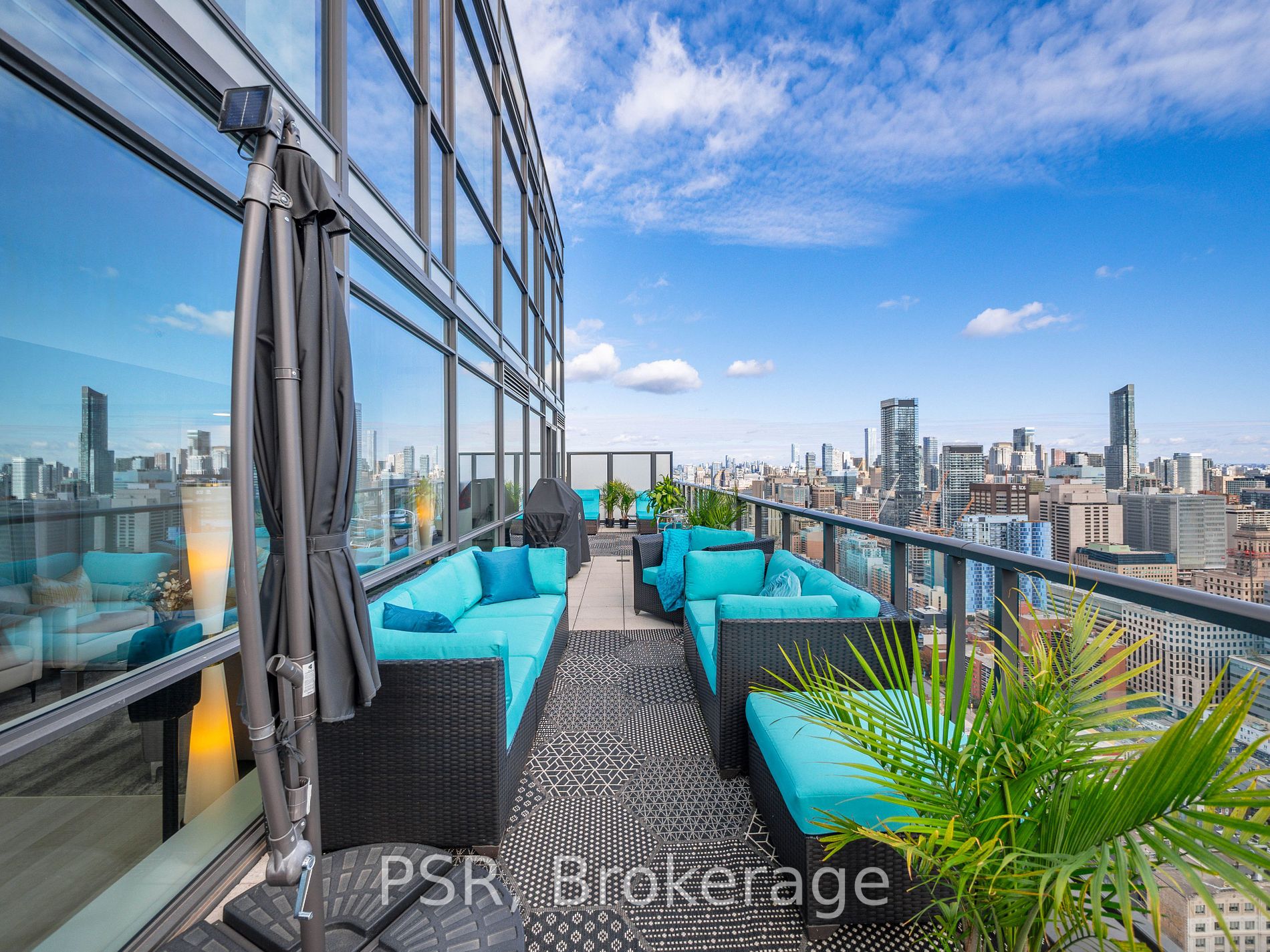 290 Adelaide St W, #4104