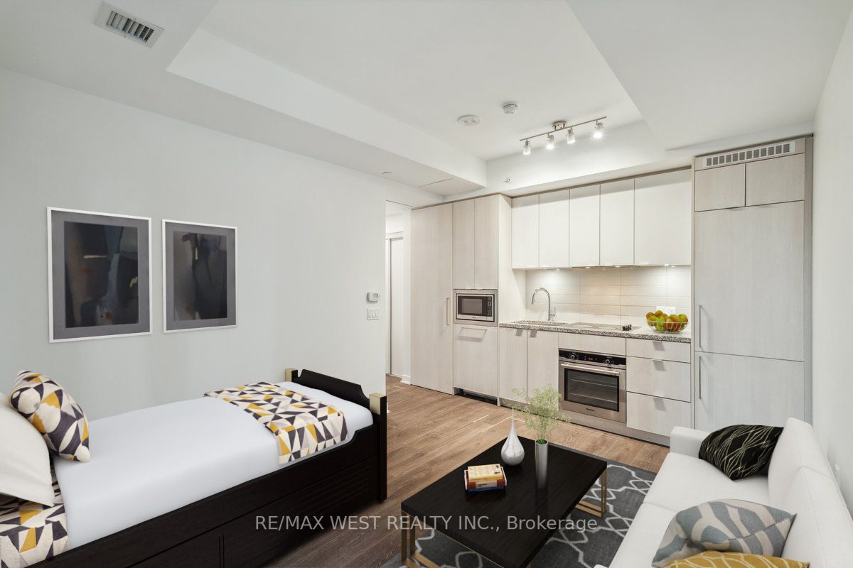 115 Blue Jays Way, #3312