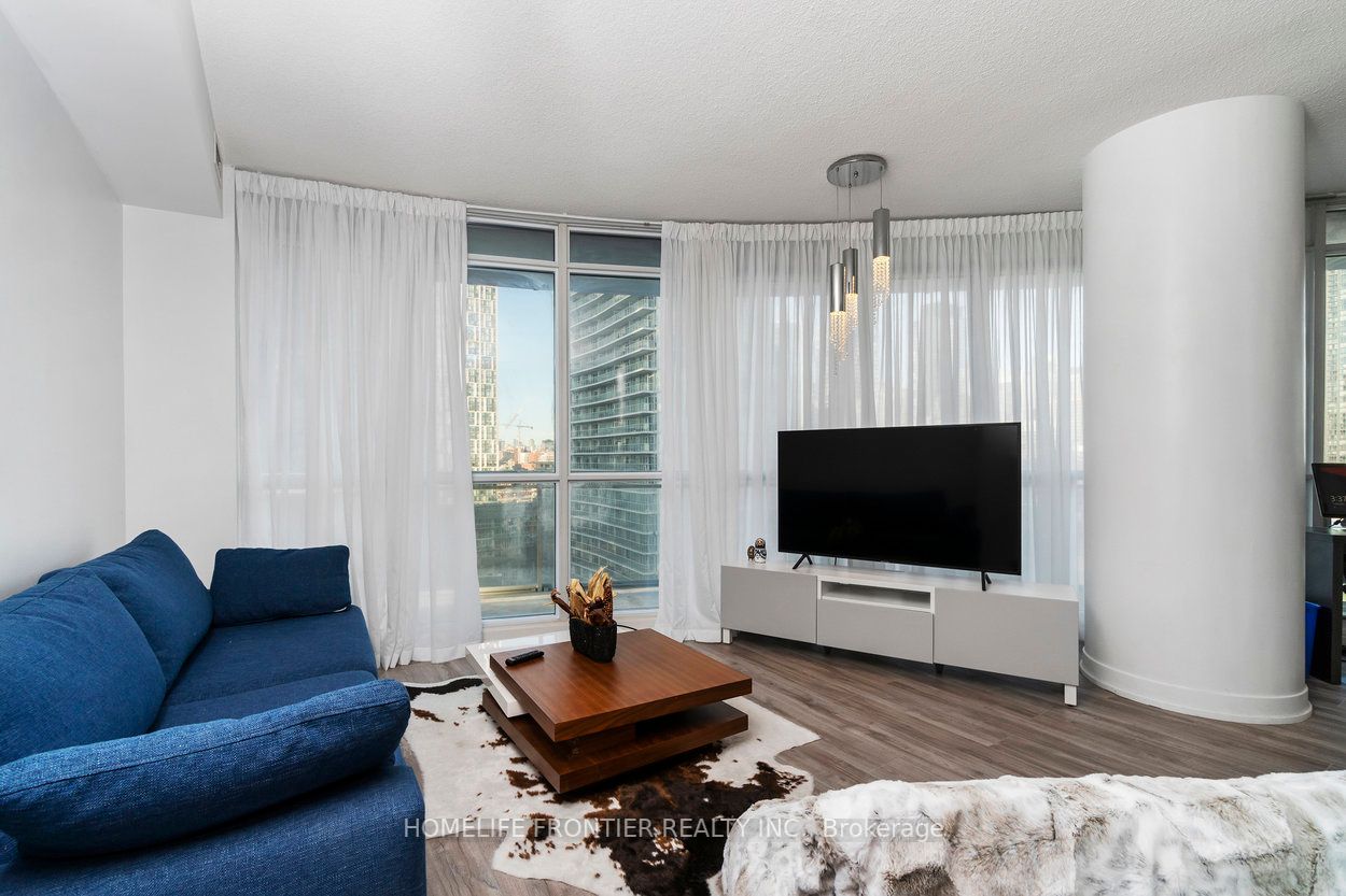 38 Dan Leckie Way, #1708