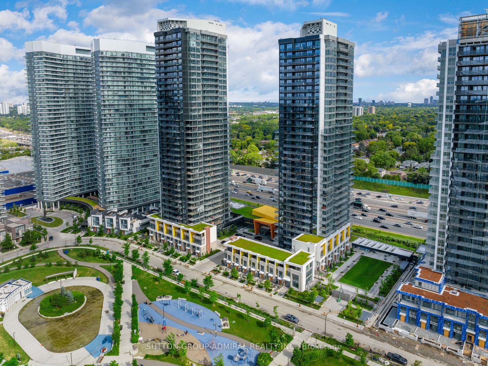 85 Mcmahon Dr, #3509