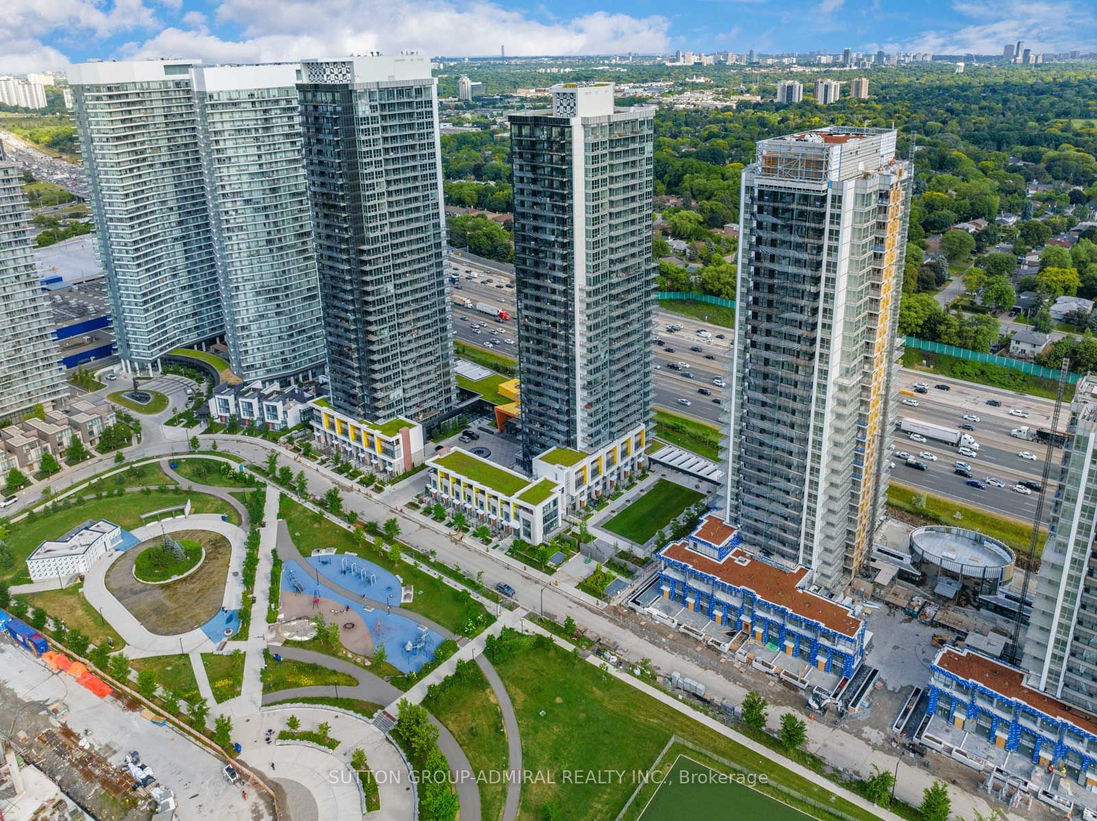 85 Mcmahon Dr, #3509