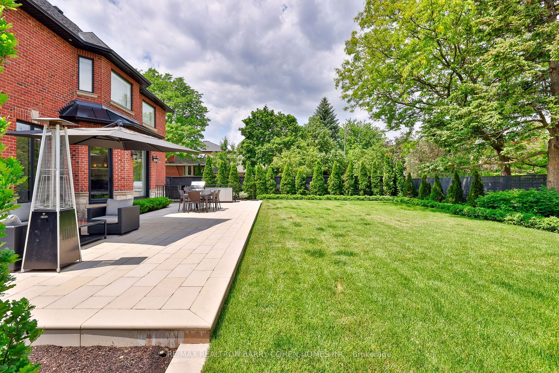 148 Highland Crescent