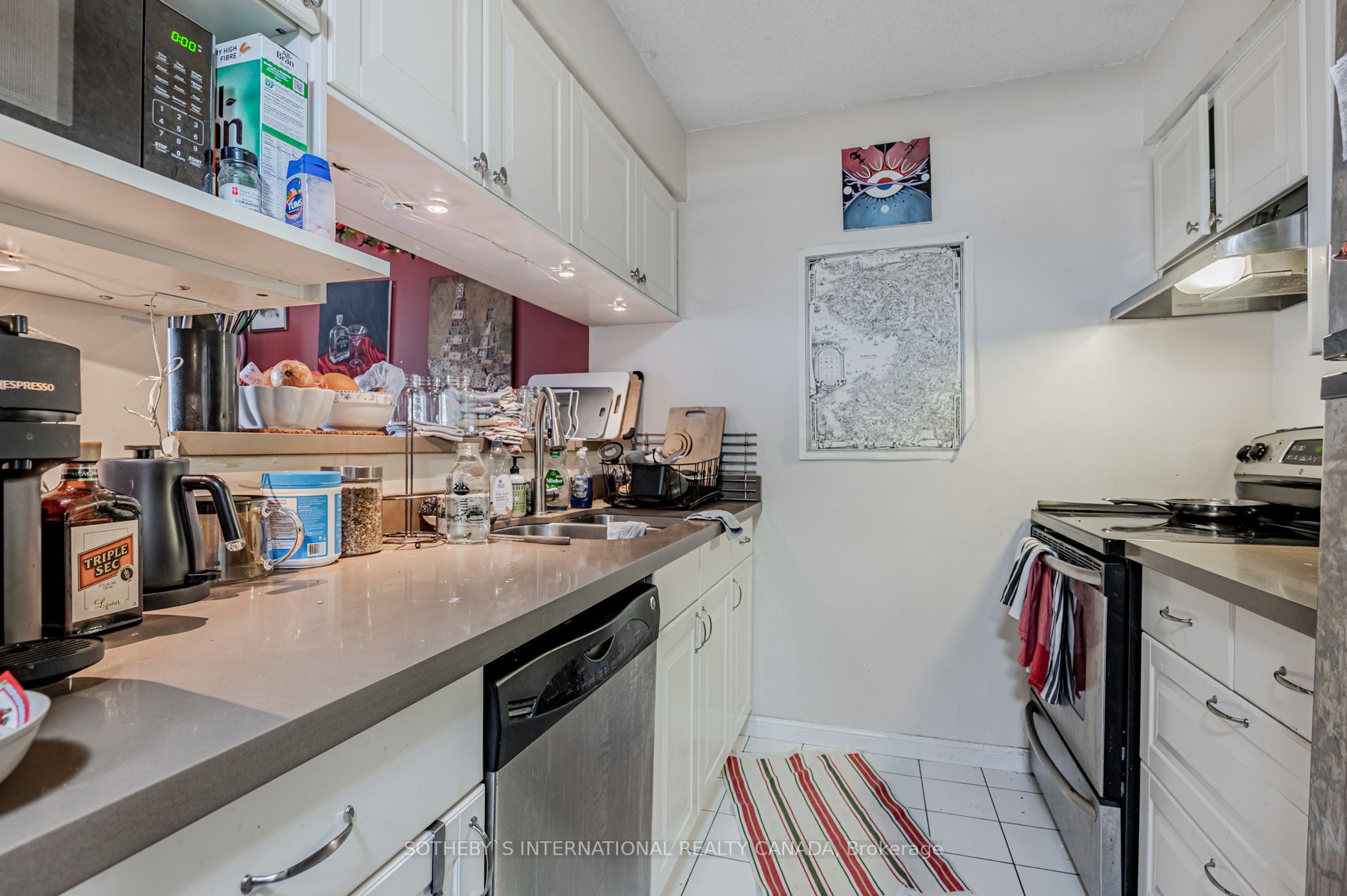 24 Wellesley St W, #2214