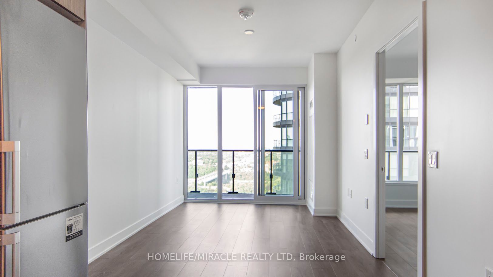 575 Bloor St E, #2905