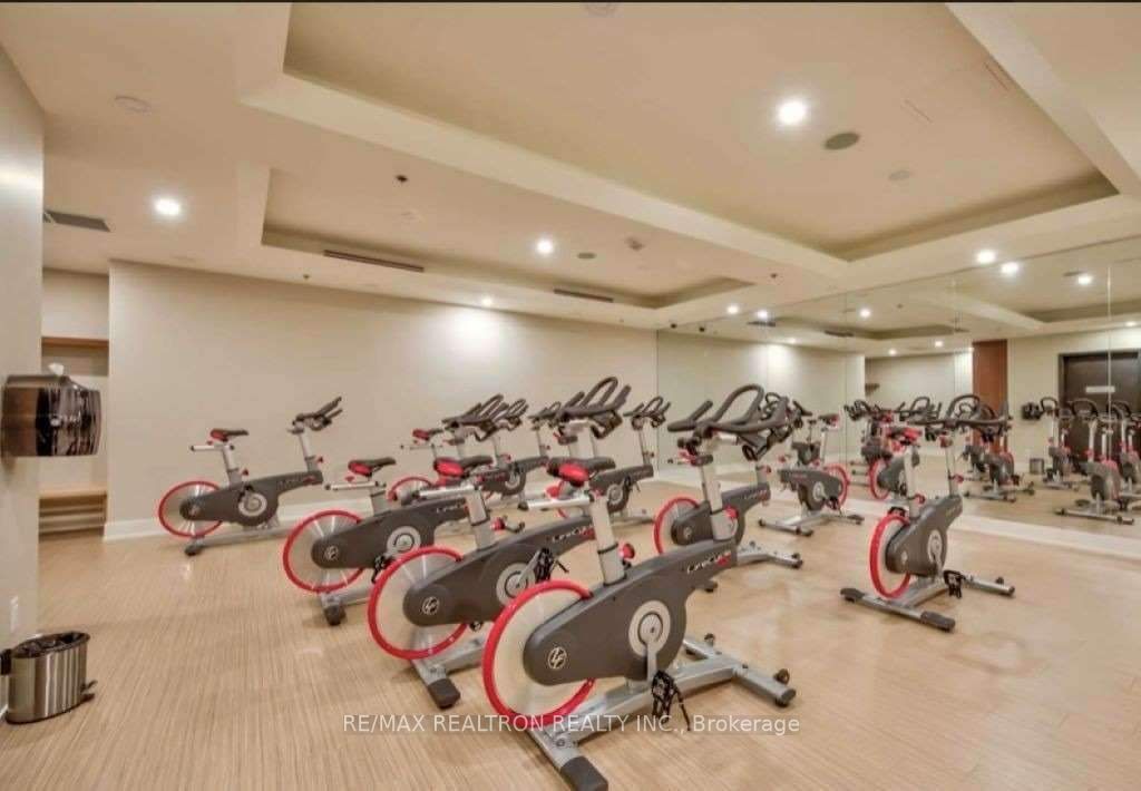 99 Foxbar Rd, #1806