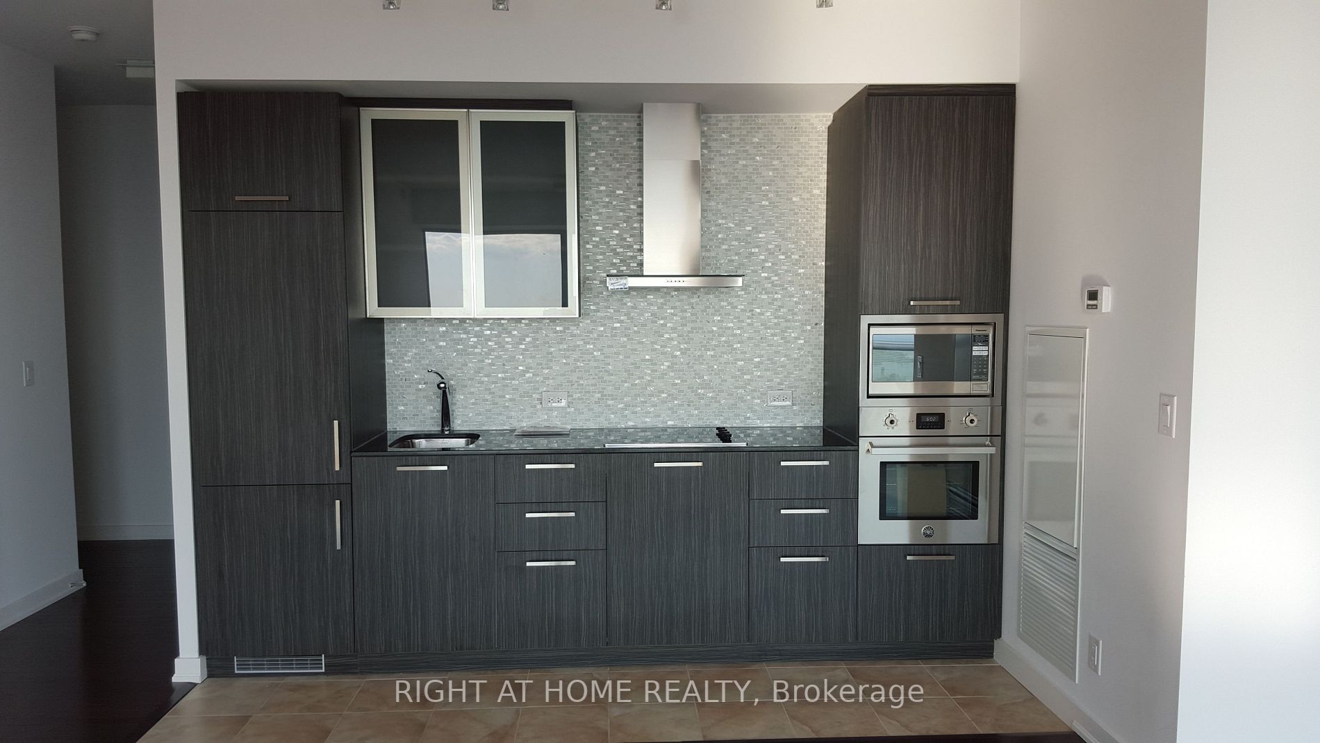 12 York St, #4404