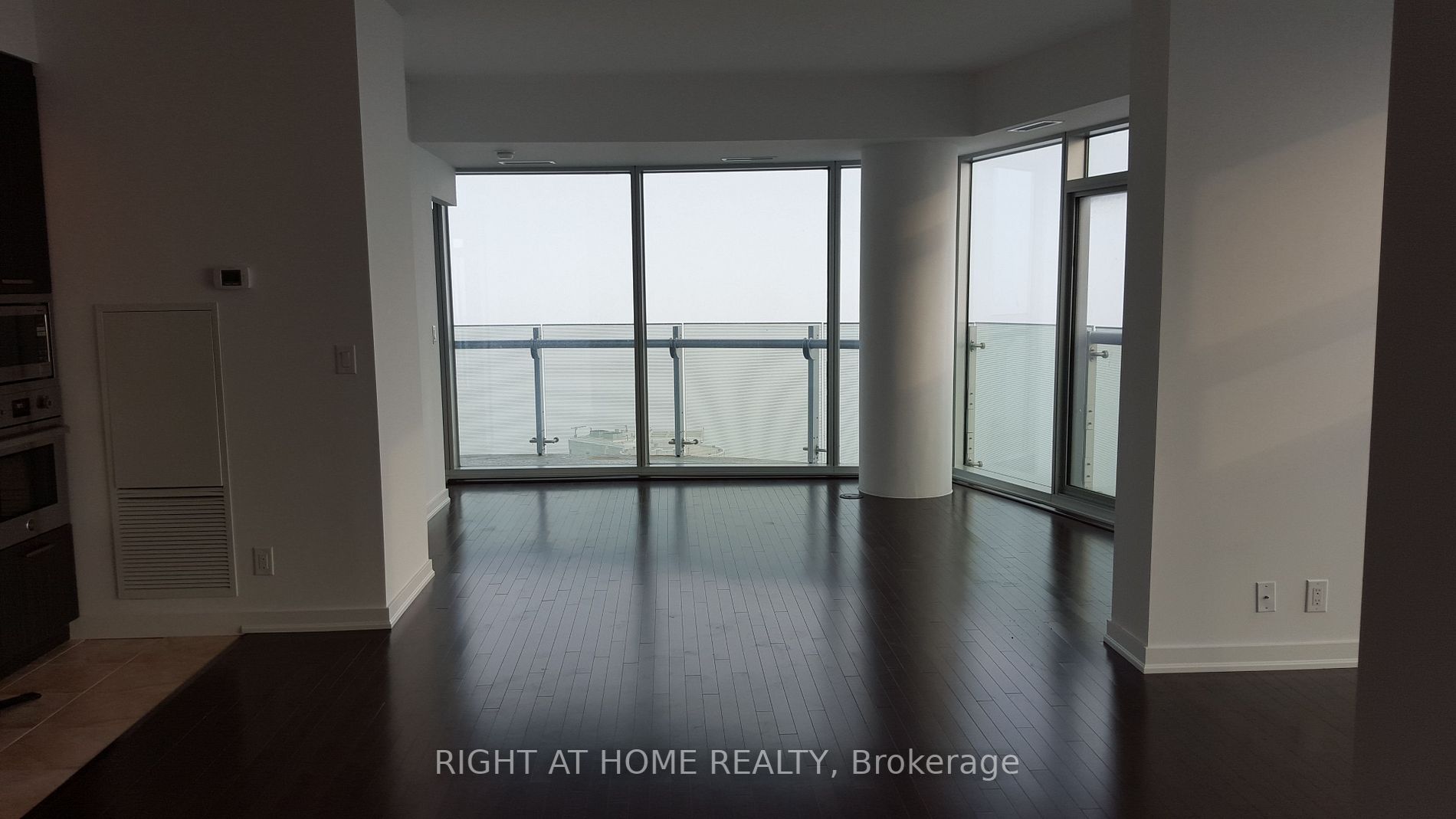 12 York St, #4404
