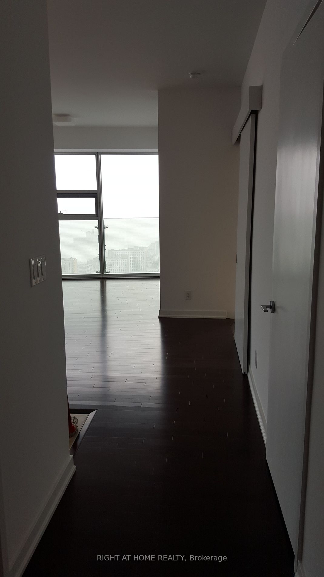12 York St, #4404