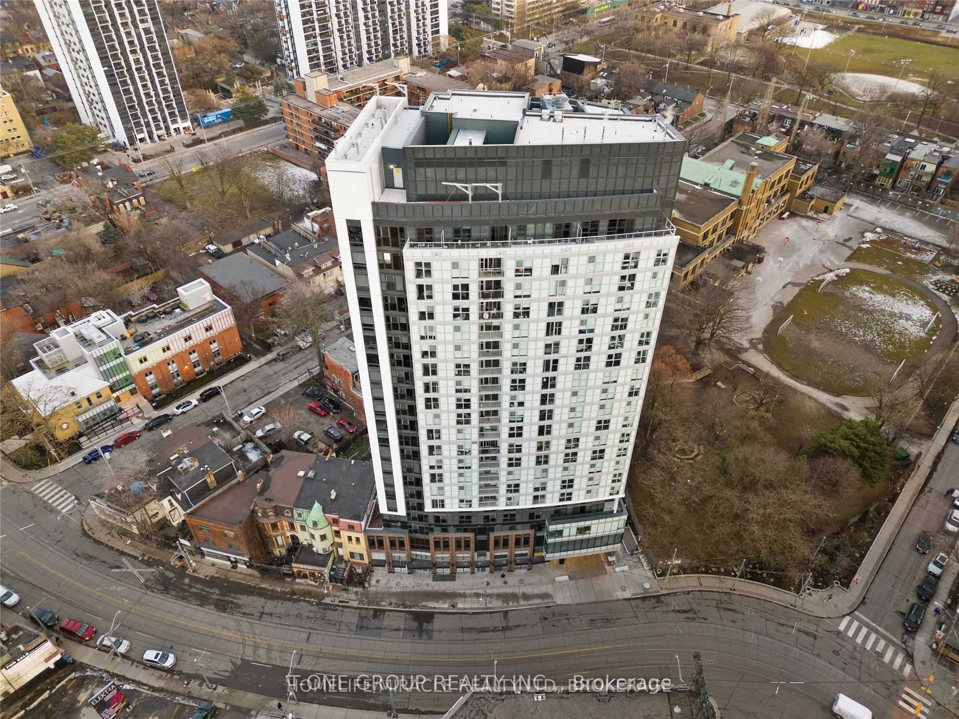 219 Dundas Street E #610