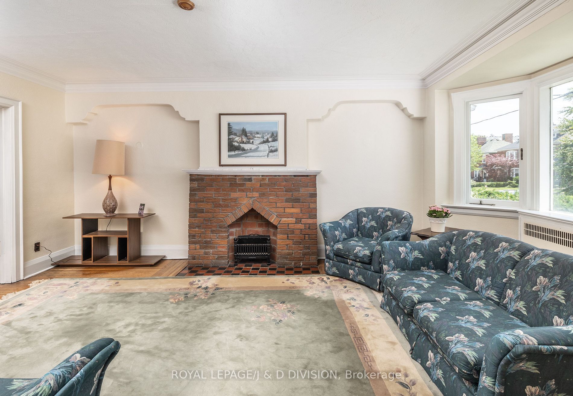 280 Fairlawn Avenue