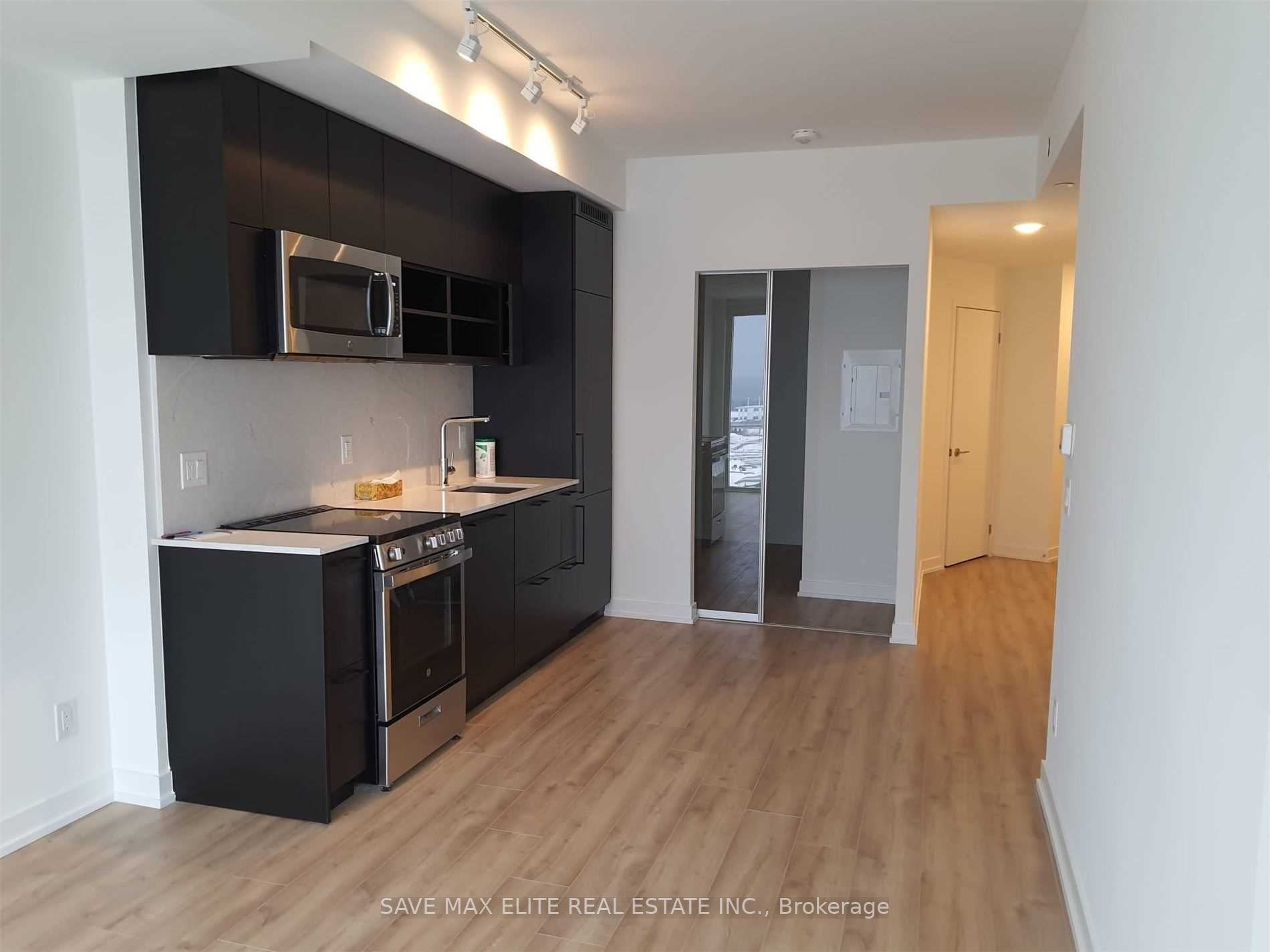 135 East Liberty St, #1202