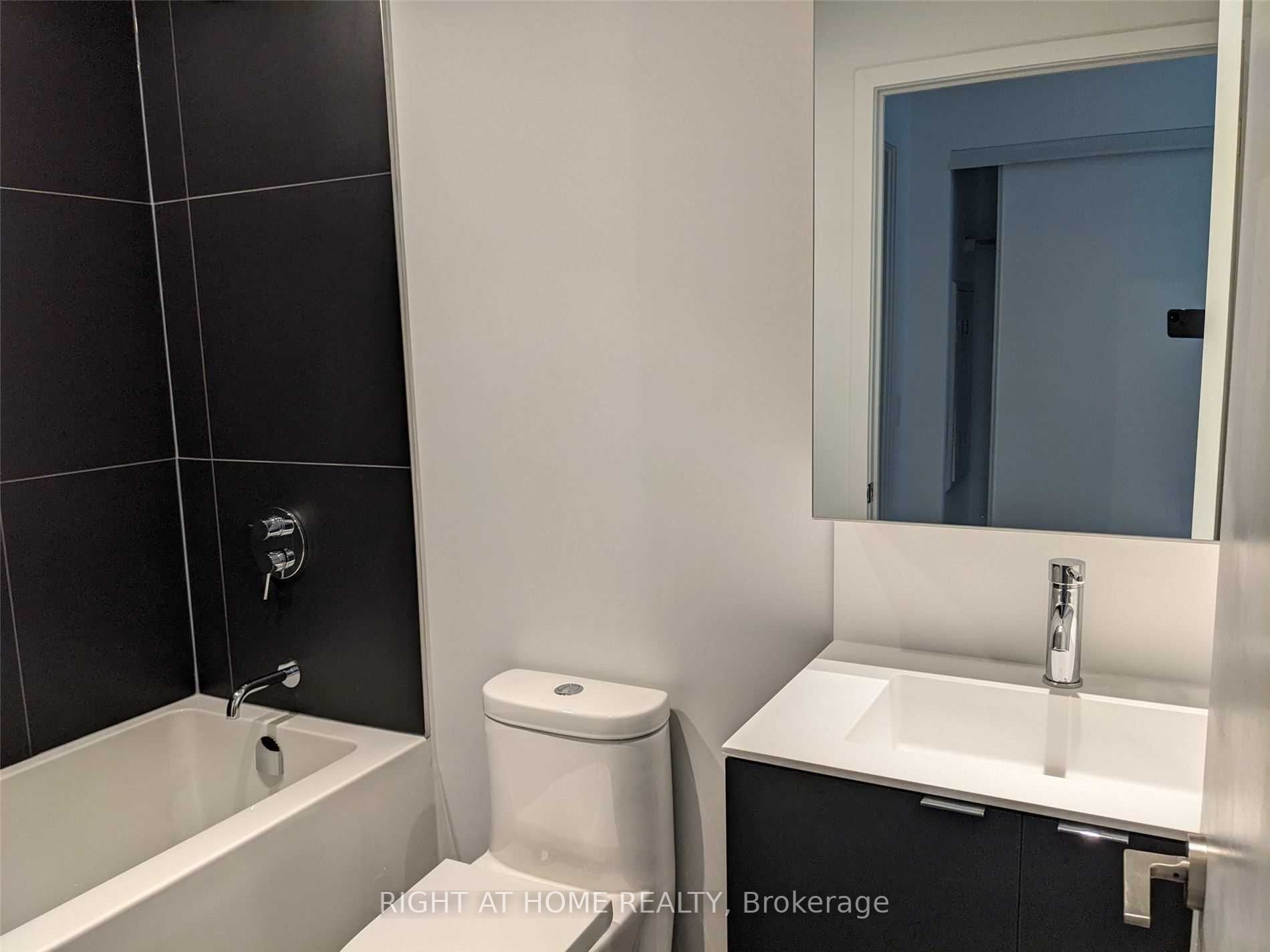 20 Edward St, #1520