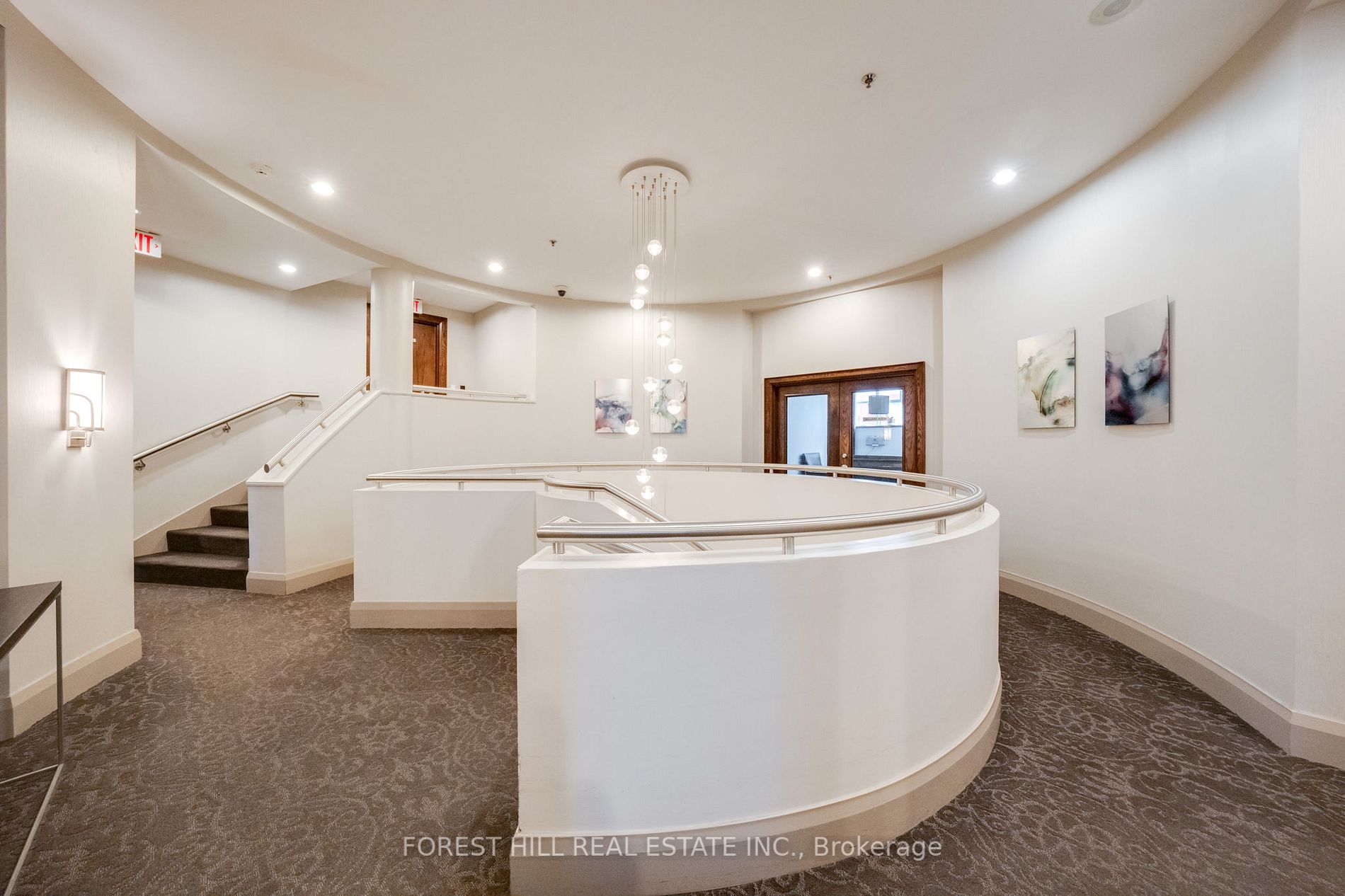 438 Richmond Street W, #219