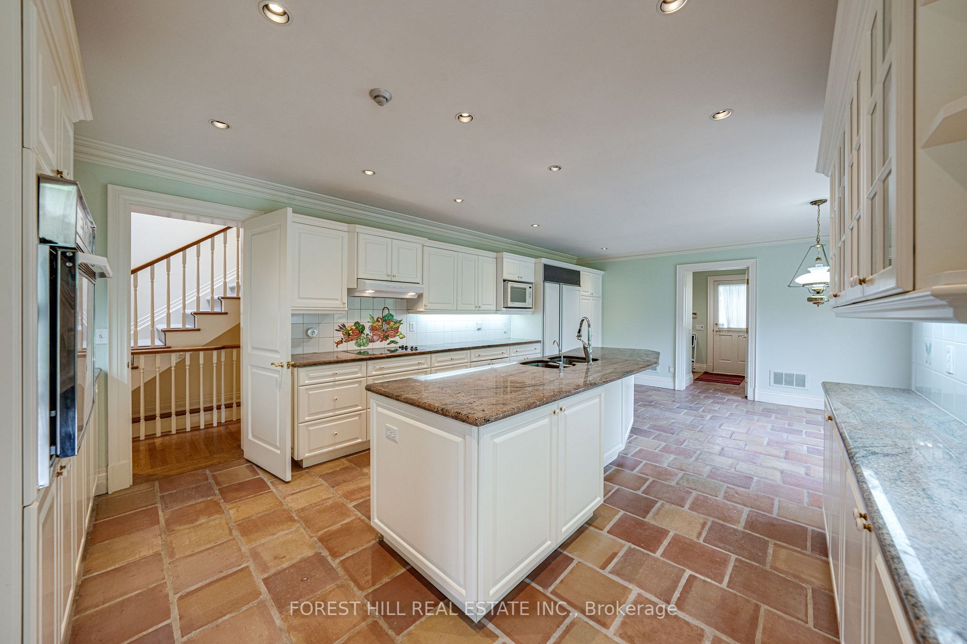168 Sandringham Drive