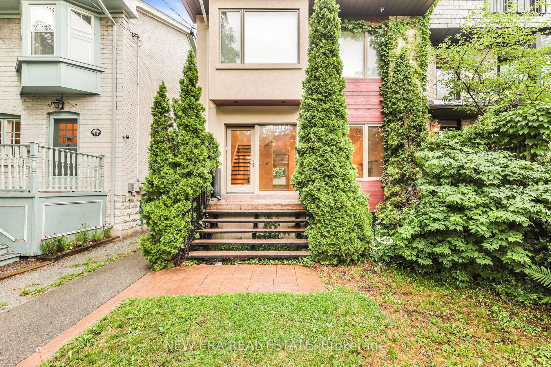 313 Glen Rd