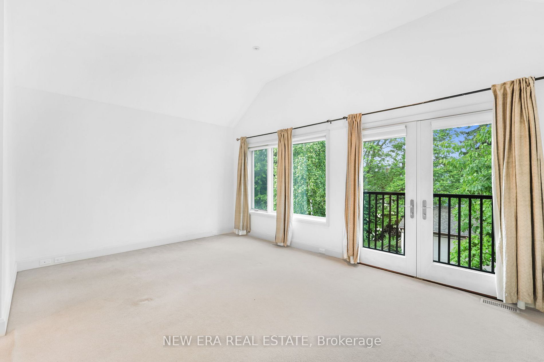 313 Glen Rd
