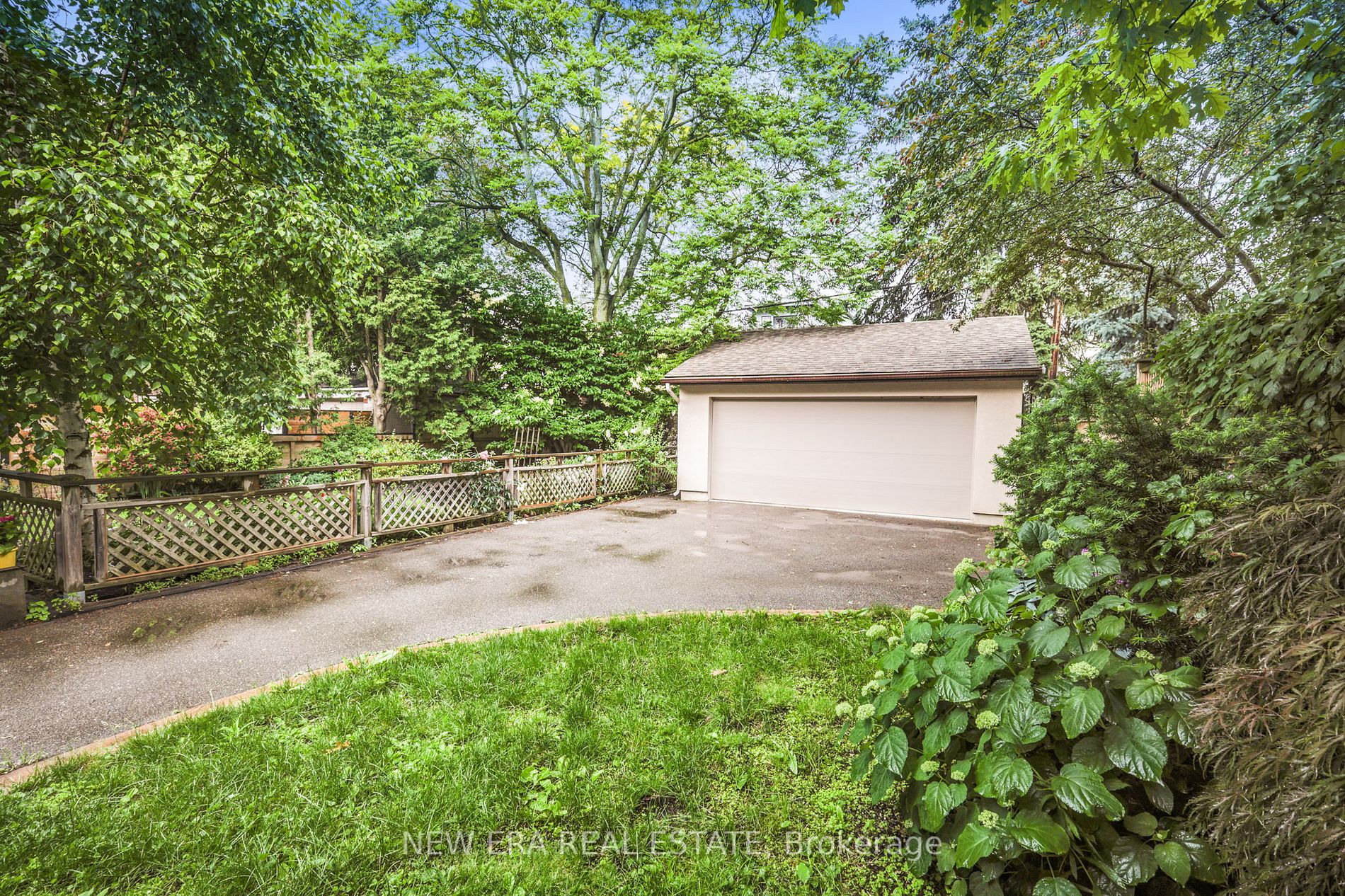313 Glen Rd