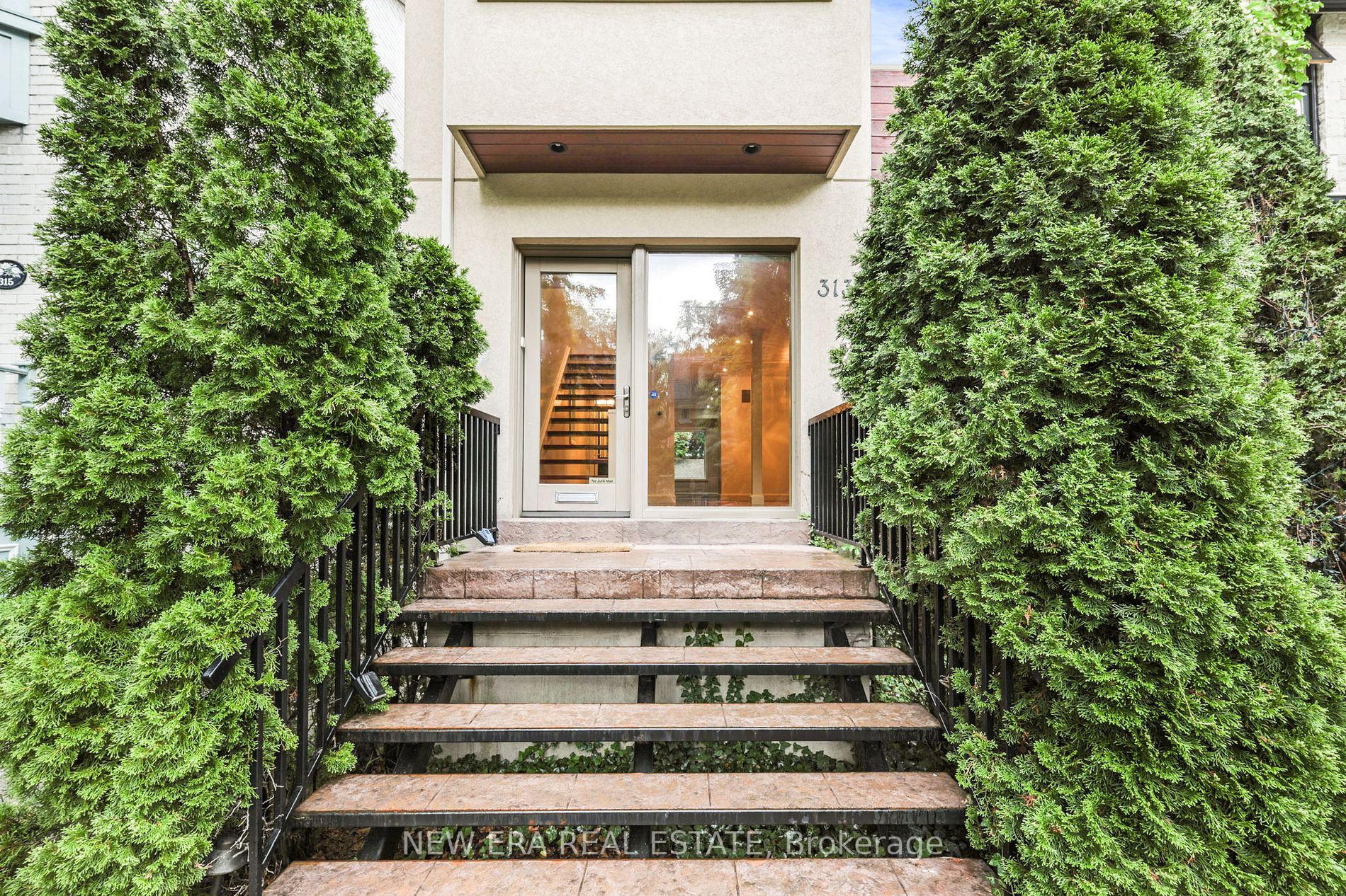 313 Glen Rd