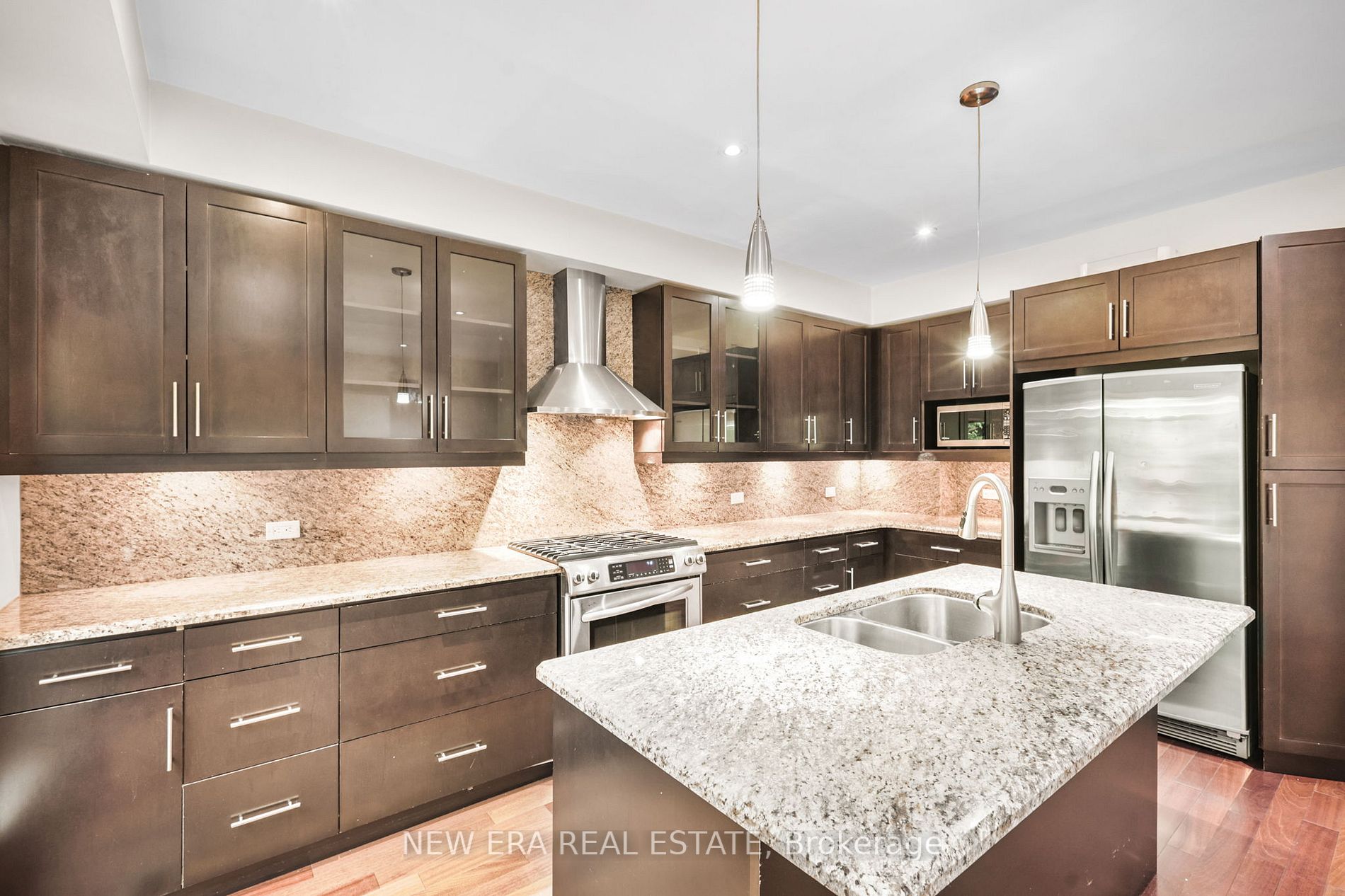 313 Glen Rd