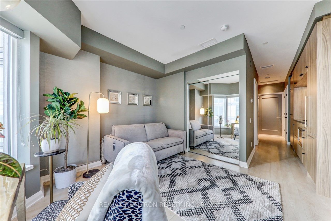 155 Yorkville Ave, ##3112