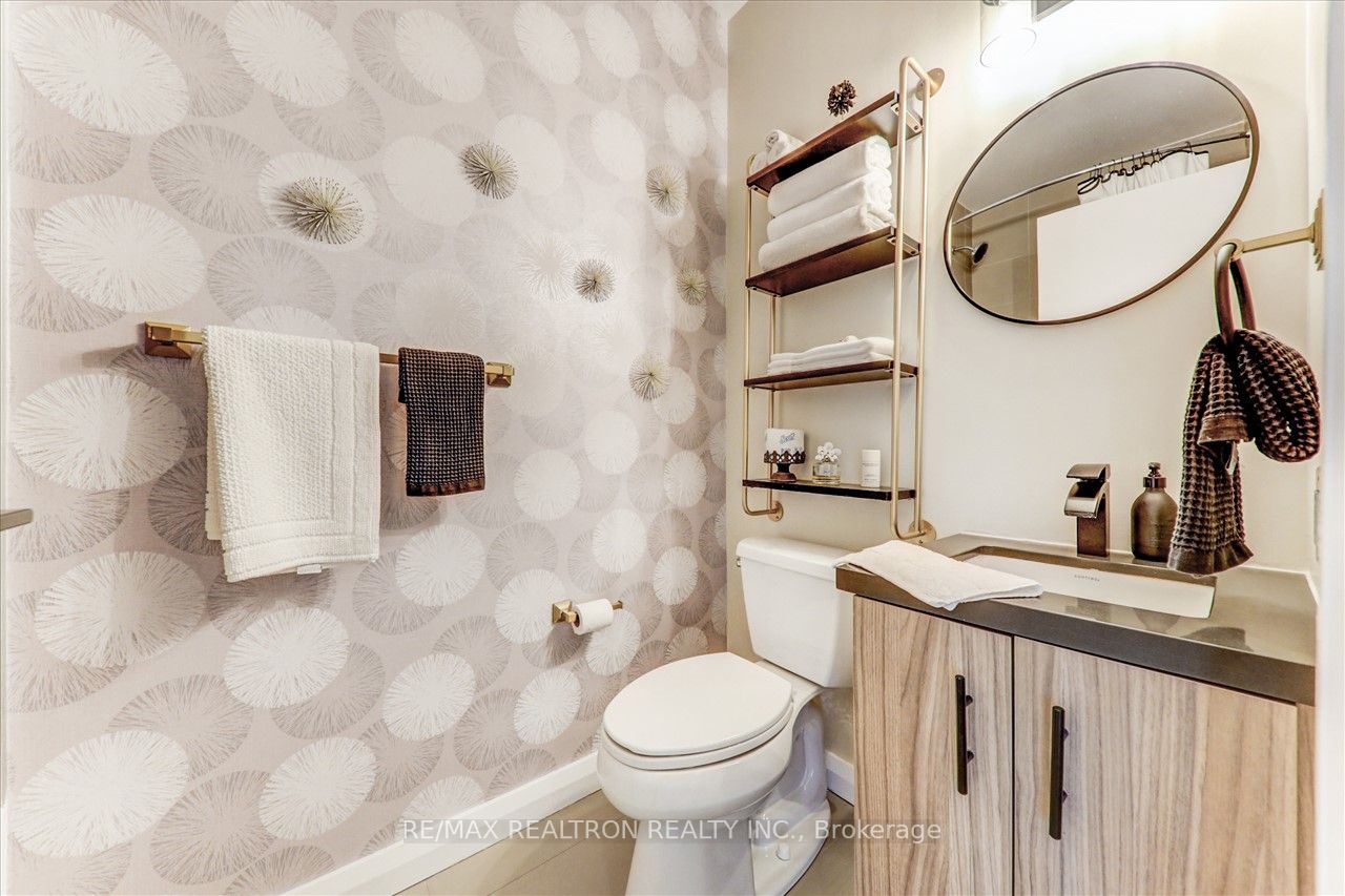 155 Yorkville Ave, ##3112