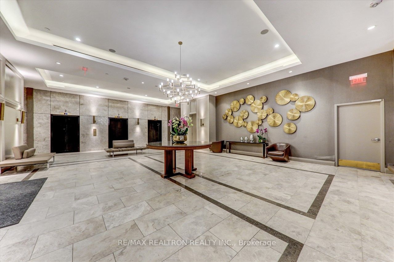 155 Yorkville Ave, ##3112