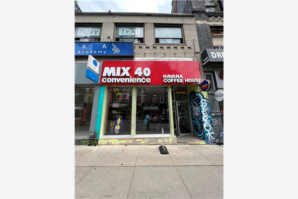 573 Yonge St, Toronto