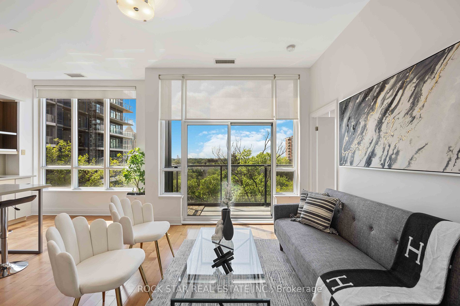 399 Spring Garden Ave, #709