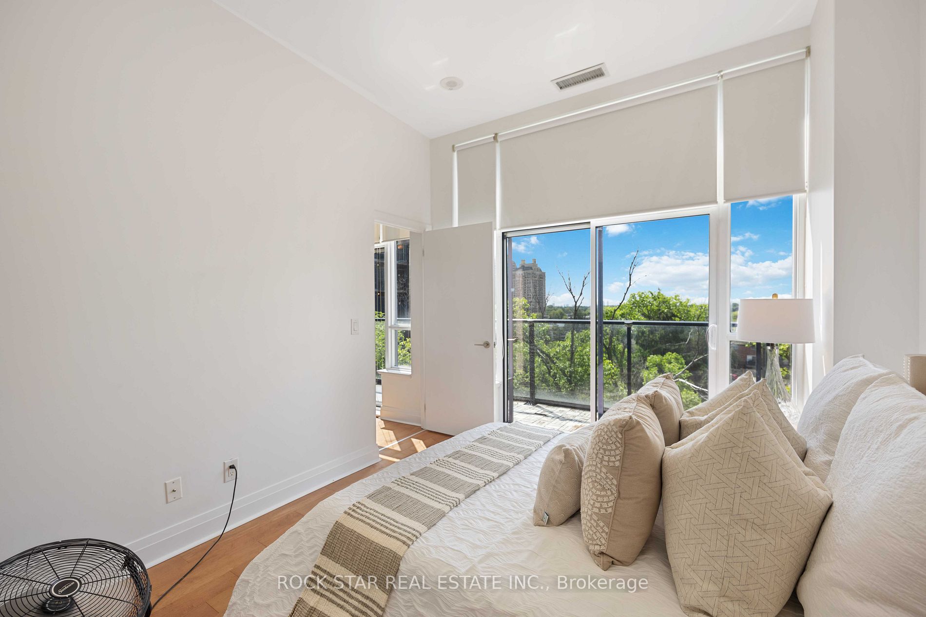 399 Spring Garden Ave, #709