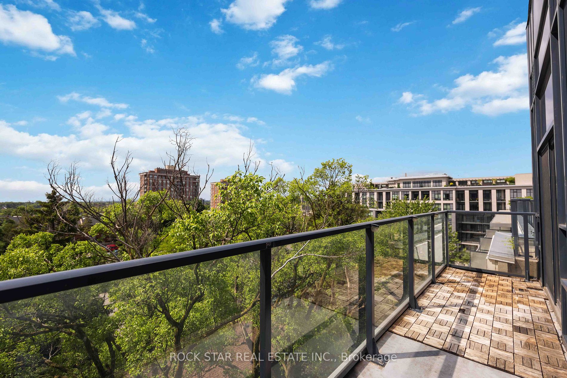 399 Spring Garden Ave, #709