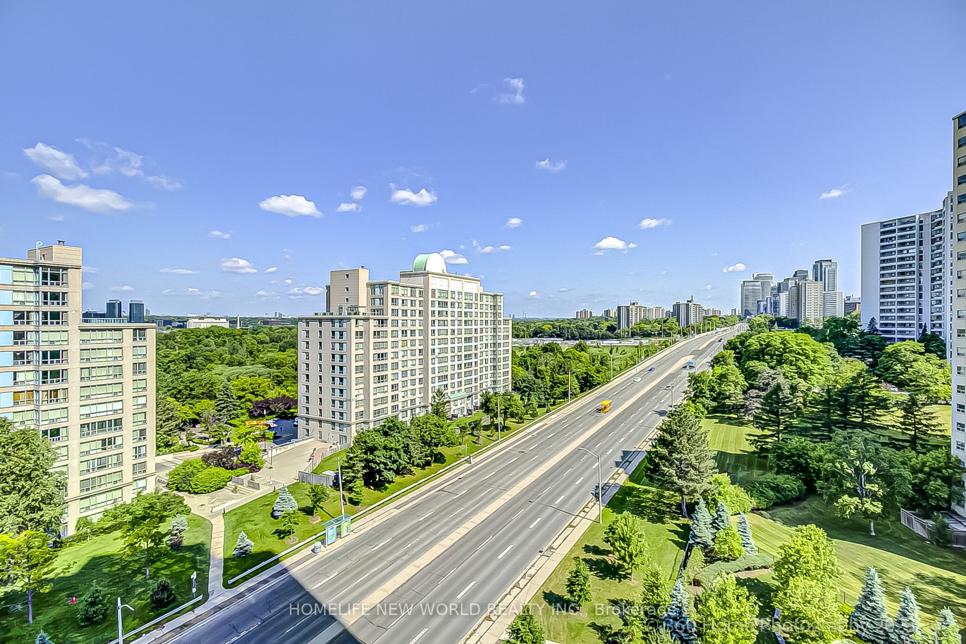 18 Graydon Hall Dr, #1103