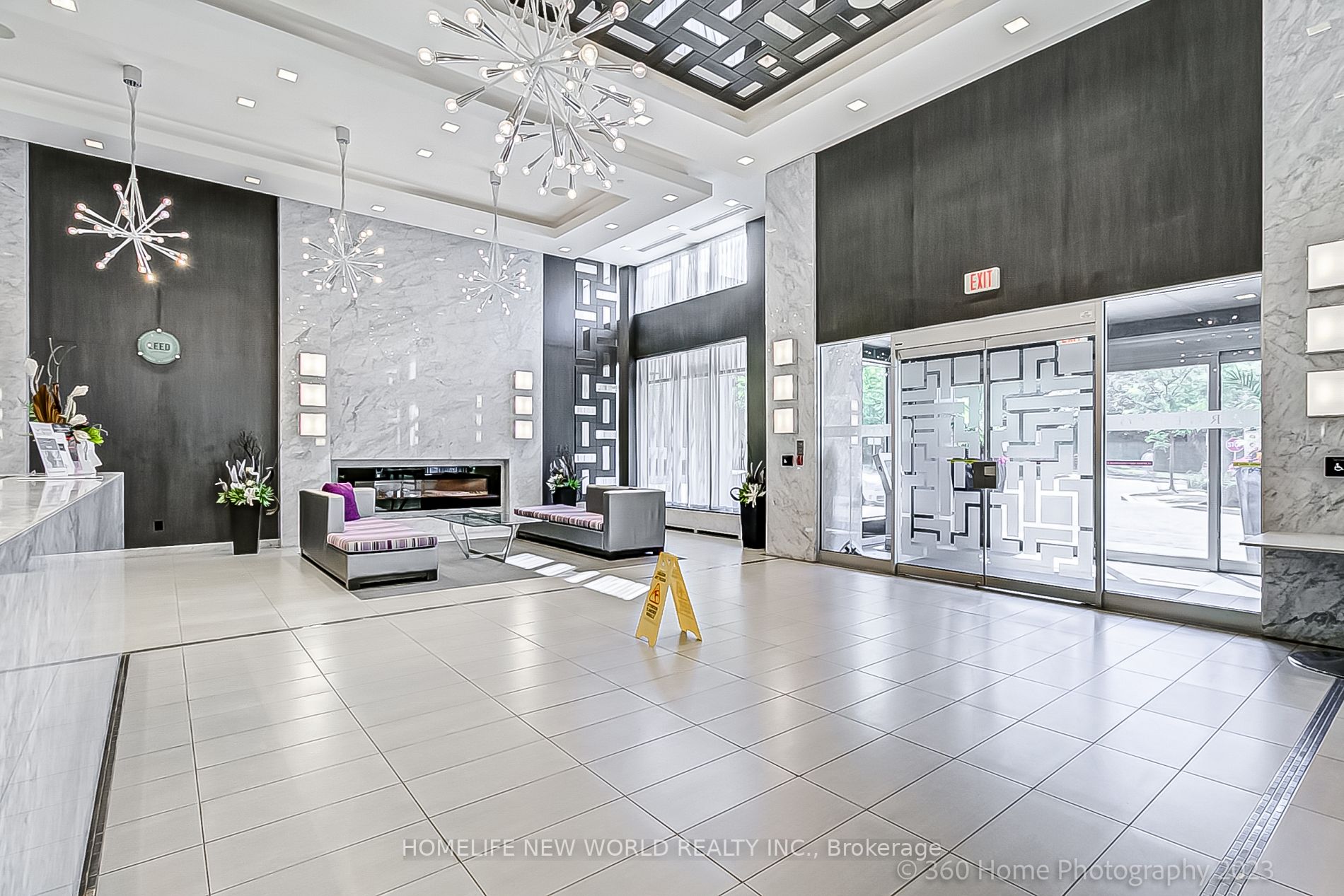 18 Graydon Hall Dr, #1103