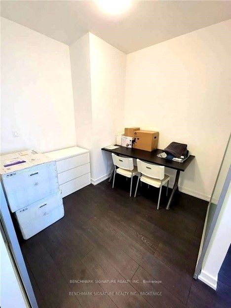 203 College St, #506