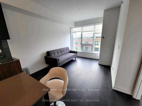 203 College St, #506