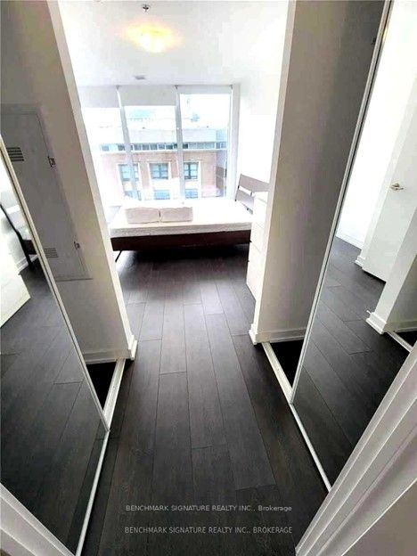 203 College St, #506