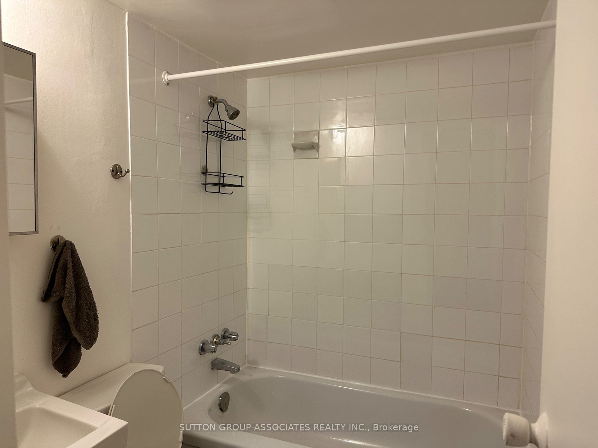 52 Metcalfe St, #203